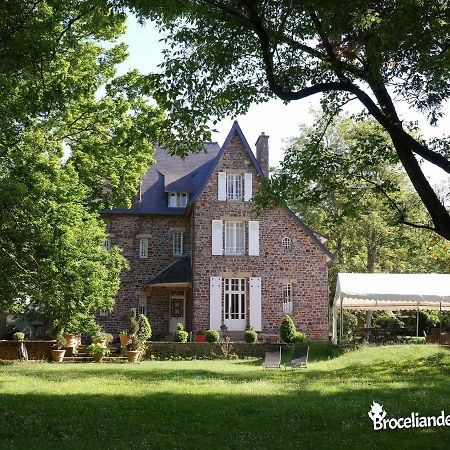 La Maison Rouge Broceliande Montauban-de-Bretagne 外观 照片