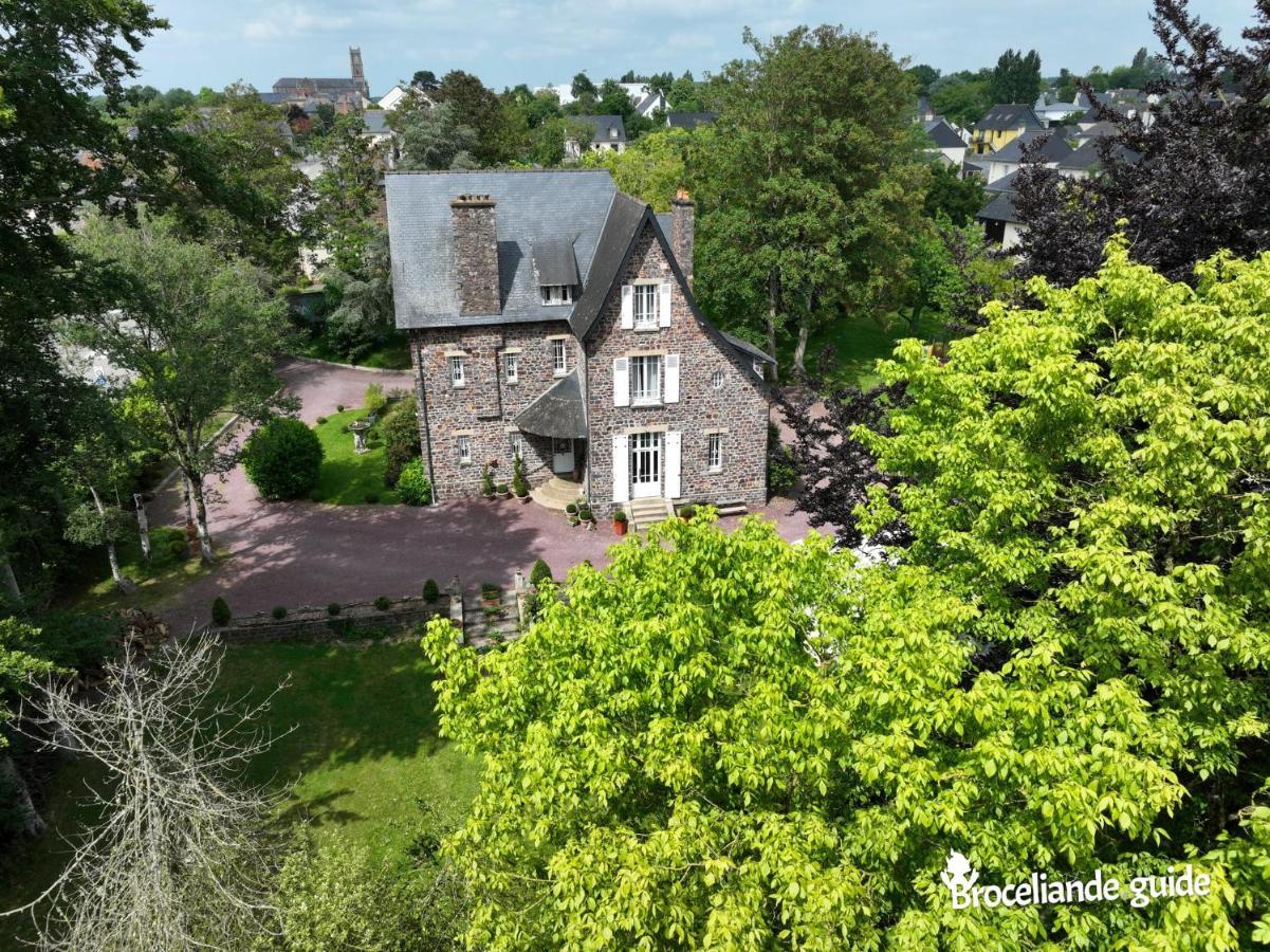 La Maison Rouge Broceliande Montauban-de-Bretagne 外观 照片
